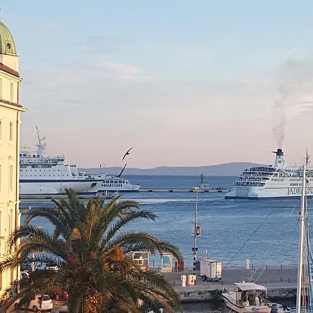 Riva Palace-3