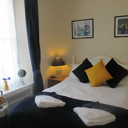 Caledonia Guest House-3