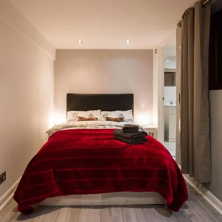 Victoria Lodgings London-2