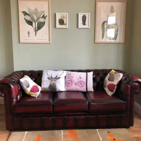 Burlington House Guest House-3