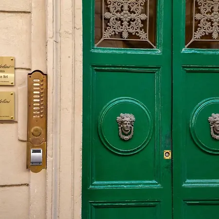 Residenza Canova Tadolini - Guesthouse-3