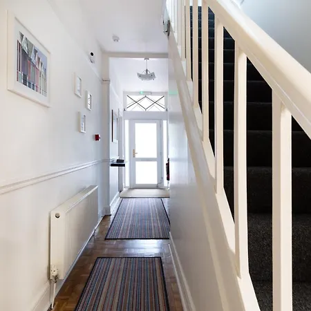Oasis House-3