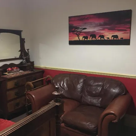 Ivy Bank Guest House-3