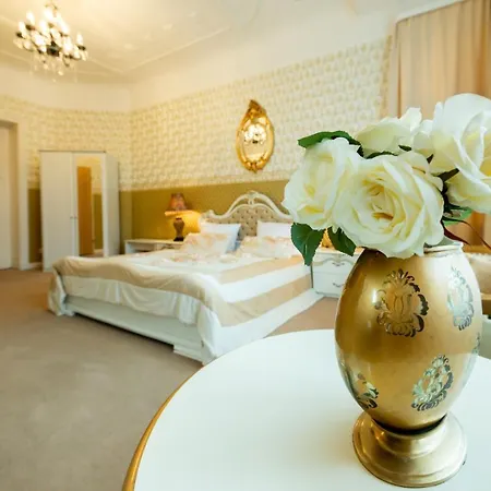 Hotel Pension Dahlem-2
