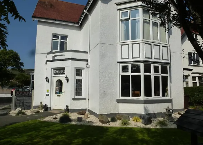 The Kenmore Guest House Llandudno