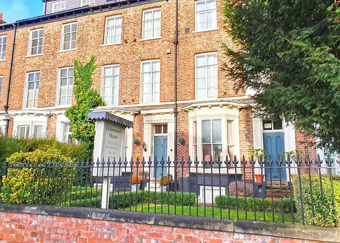 Holmwood House Guest Accommodation York