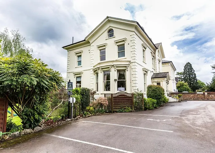 Beaumont House Hotel Cheltenham