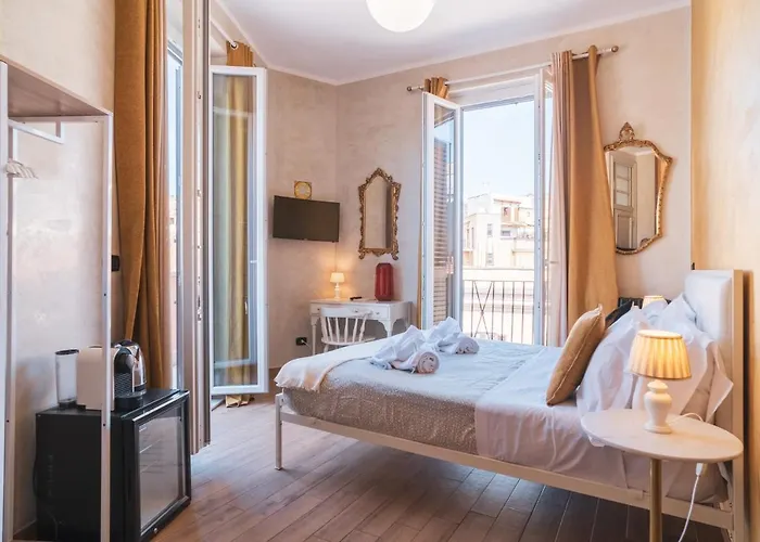 Golden Rooms Piazza Di Spagna Rome