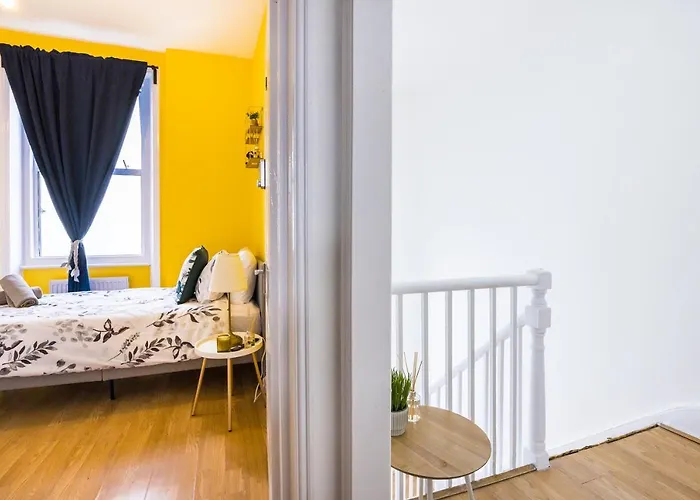 Pimlico Hub Hotel London