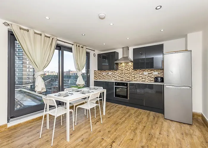 Edgware Hub Hotel London