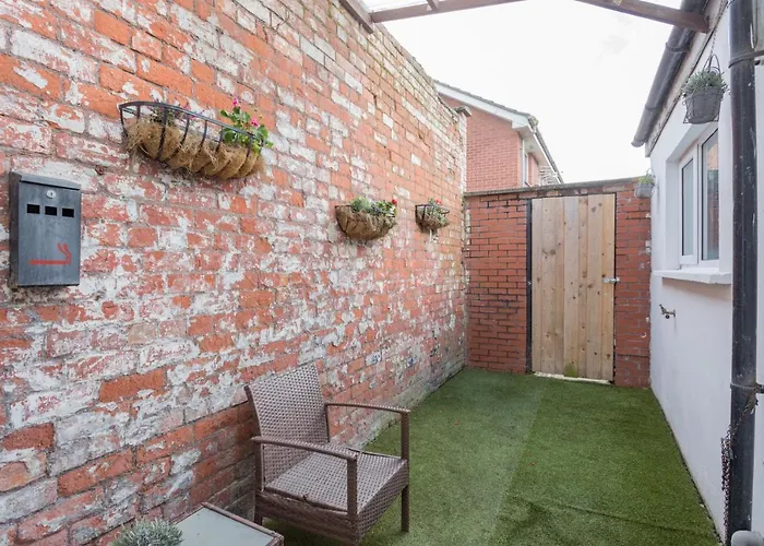 The Avenue Belfast Hotel