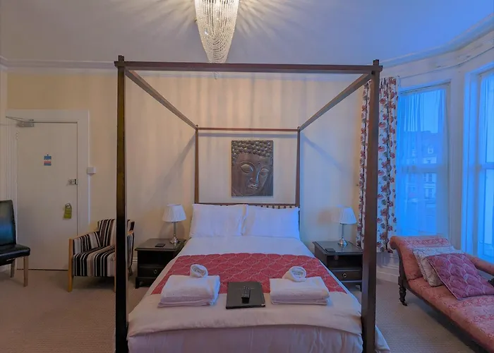 The Senarth Hotel Llandudno