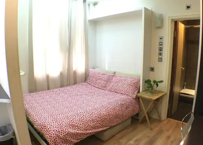 Soho China Town Rooms London