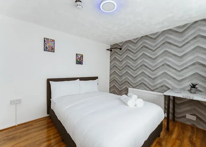 Canningtown Double Rooms - 20 London