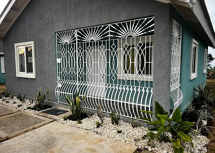 Sky View Villas @ Edmund Ridge Estate Montego Bay