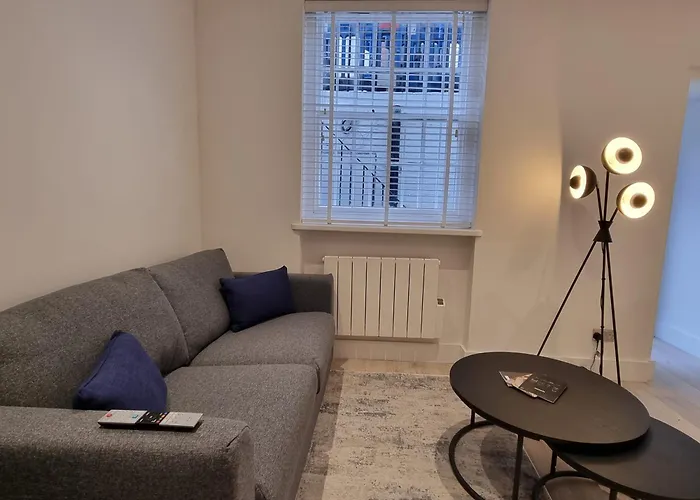 Victoria Lodgings London