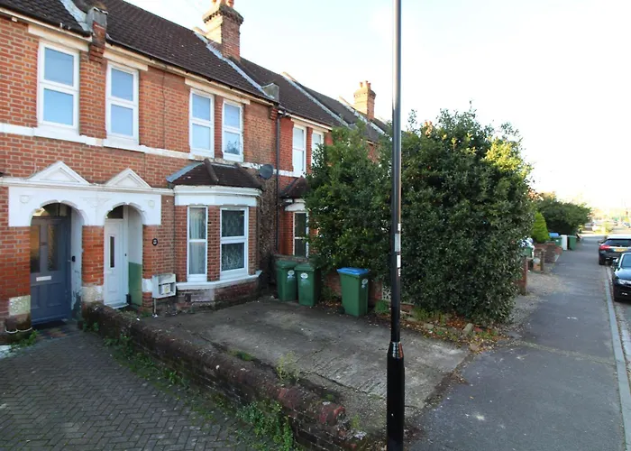 Stafford Road Room 1 Southampton