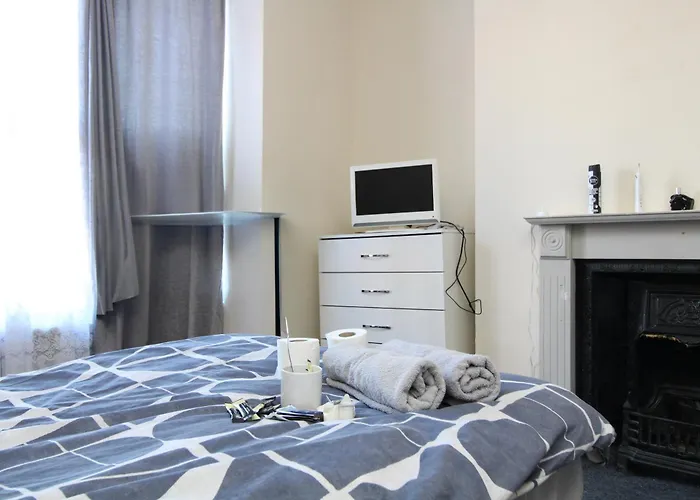 Stafford Road Room 1 Southampton