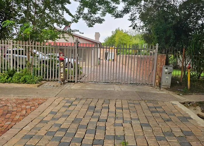 Lpm Guests At 21St Hotel Pretoria