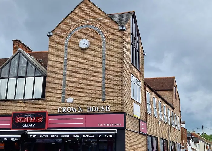 Crown House Hotel Oxford