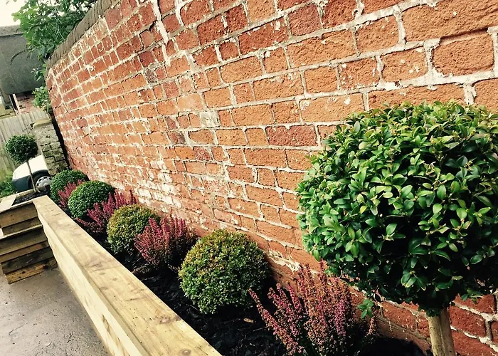 Three Crowns Guest House Salisbury