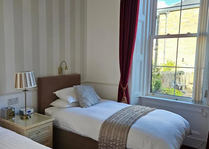 Highfield Guest House Edinburgh