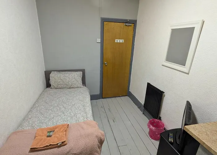 New Kirkstead Guest House Dog Friendly Everyone Welcome Blackpool
