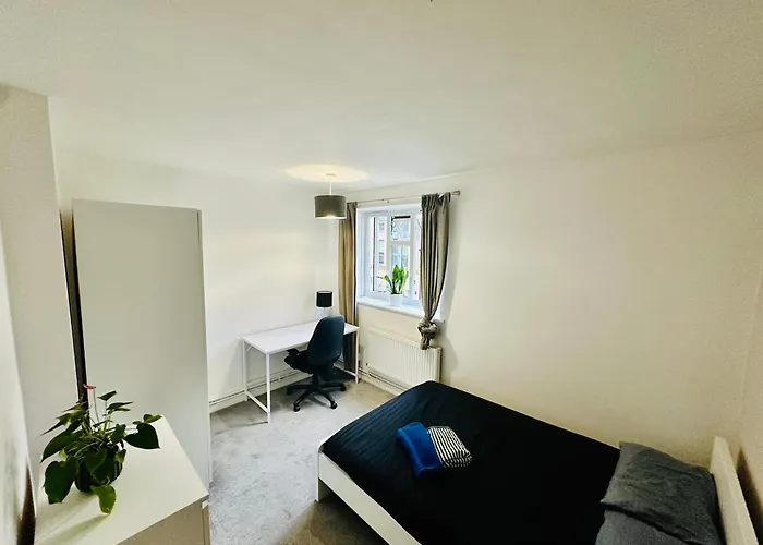 Karen House R2 Hotel London
