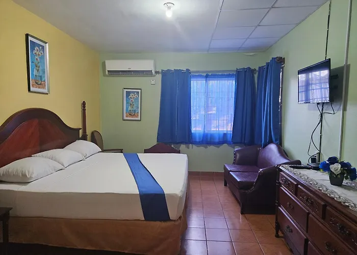Palm Bay Guest House & Restaurant Montego Bay