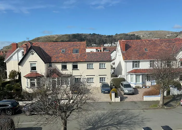 Cornerways Llandudno Hotel