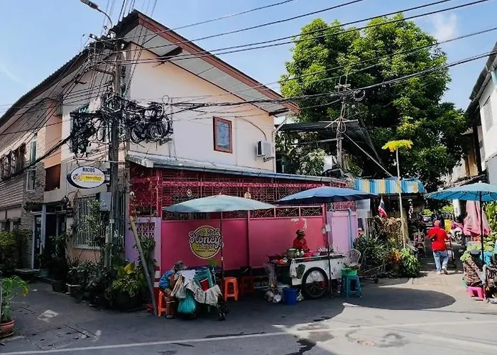 Honey Place Guesthouse Bangkok