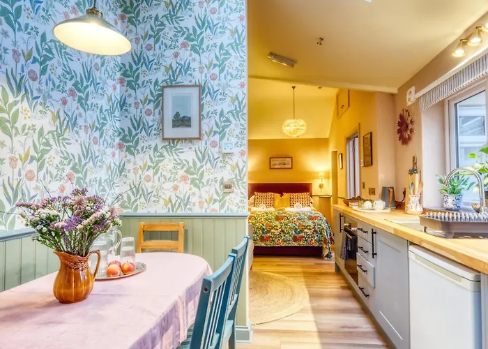 The Bluebell Hotel Bath