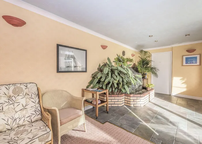 Lindum Lodge Torquay