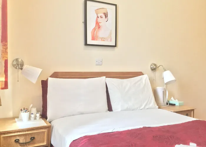 Chiswick Lodge Hotel London