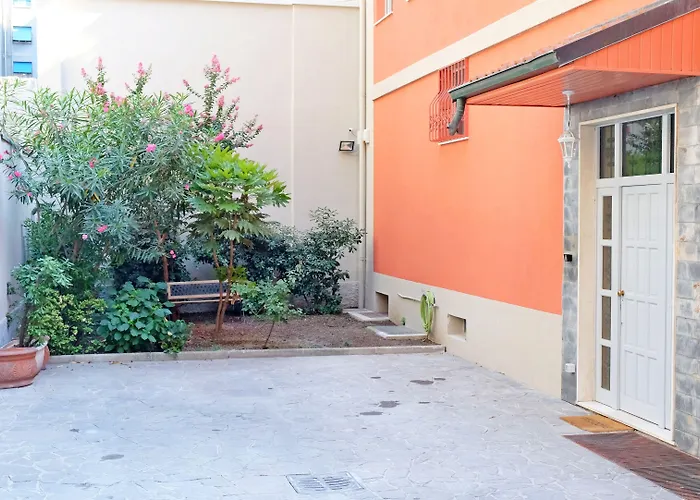 Hostmate - Milano - Vespri Siciliani Hotel
