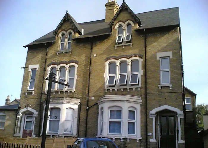 Amazon Guest House Oxford