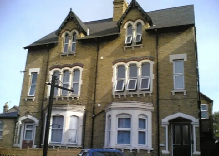 Amazon Guest House Oxford