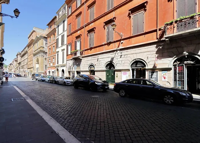 Spanish Diamond Luxury Suites & Jacuzzi Rome