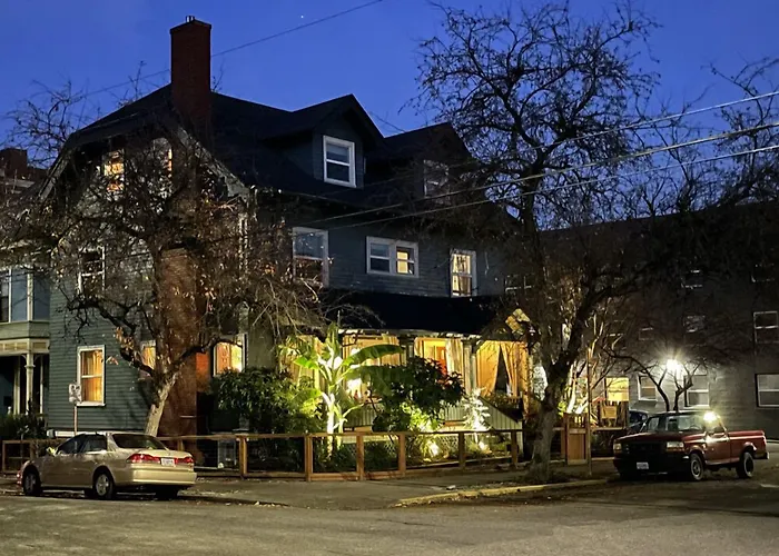 Portland International Guesthouse