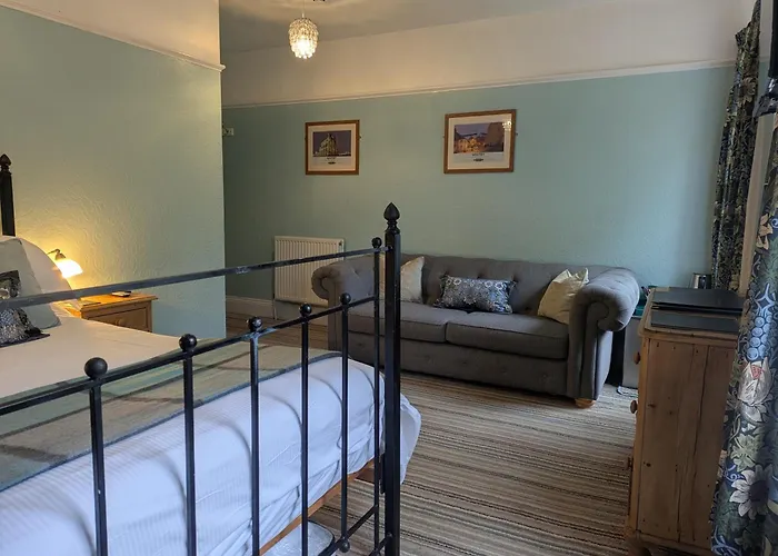 Broomfield House Whitby