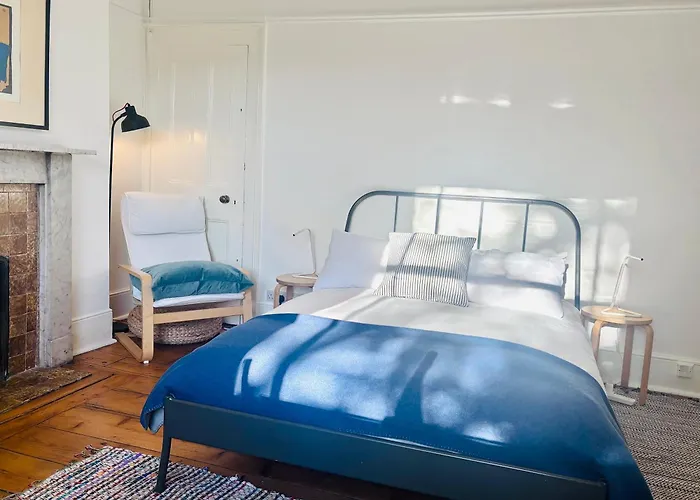 Central Victorian House London