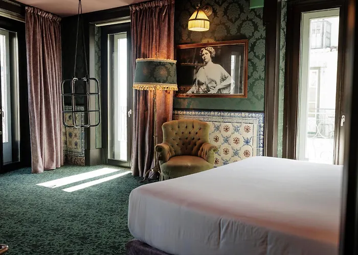Pensao Amor Madam'S Lodge Lisbon