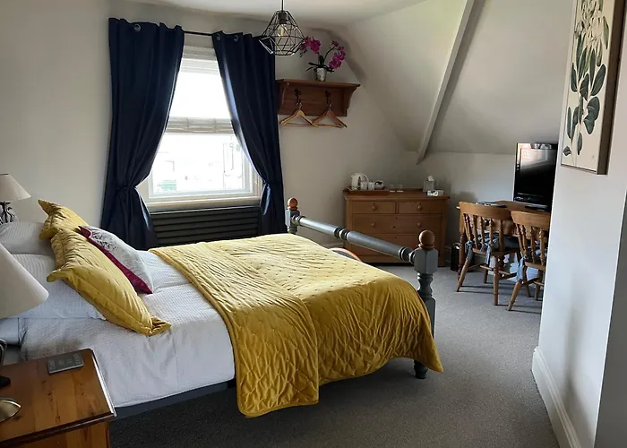 Overdale Guesthouse And Free Parking Whitby