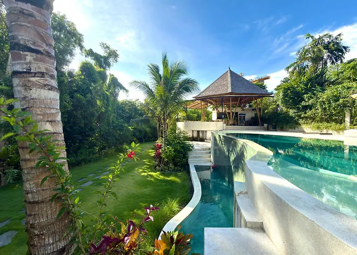 Tregge Surf Camp Uluwatu Hotel