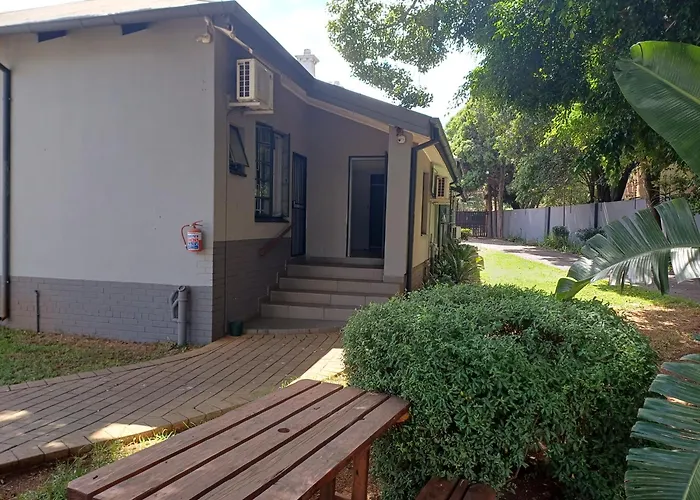 Triple9 Hatfield Guesthouse Pretoria