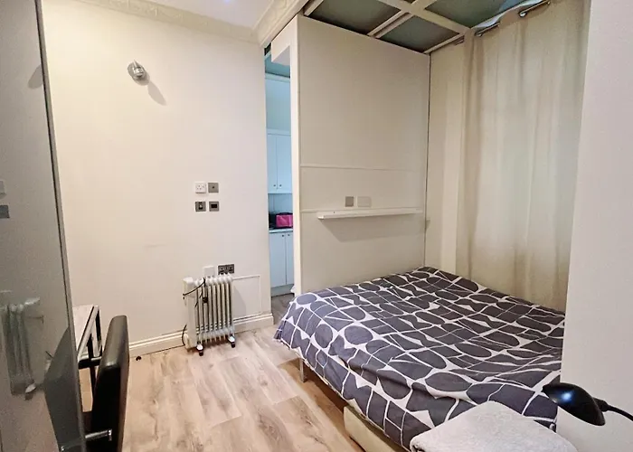 Soho China Town Rooms London