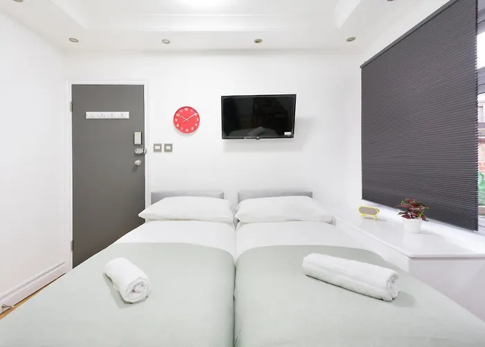 Eurostar Budget Rooms London