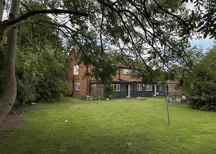 Charde Guest House Birmingham