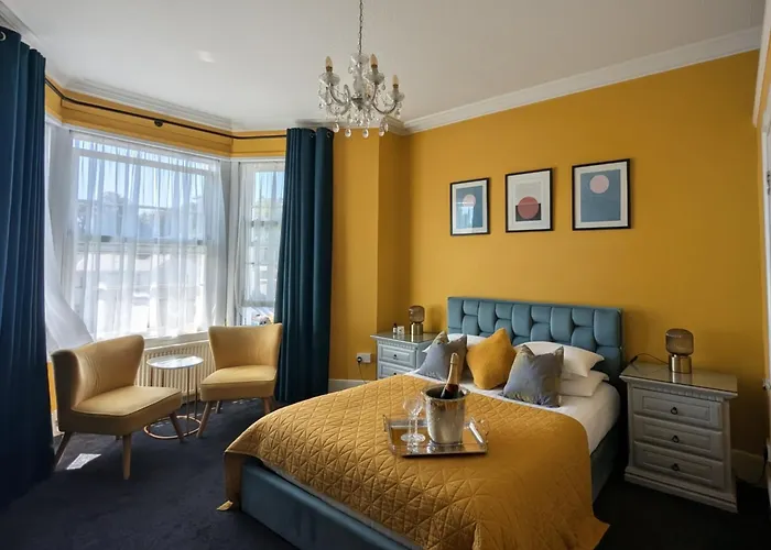 Villa Marina Torquay