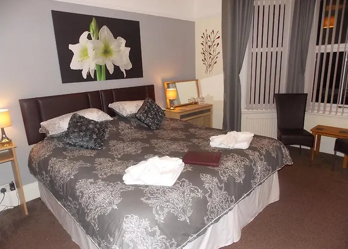 Easton Court Guest House Paignton